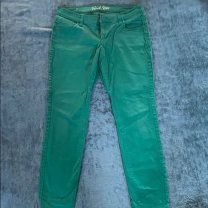 Super skinny green rockstar jeans